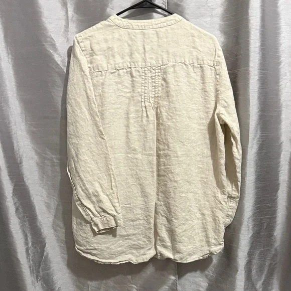 Coldwater Creek Cream Button-Up Blouse - Picture 3 of 3